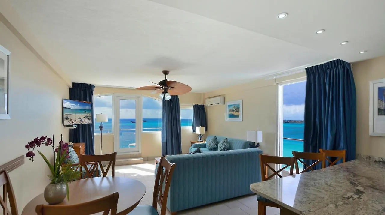 Sea Palace Philipsburg  Otel