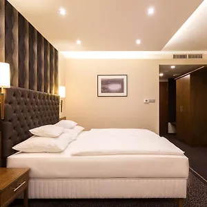 Szonyi Garden Pest 3* Budapeşte